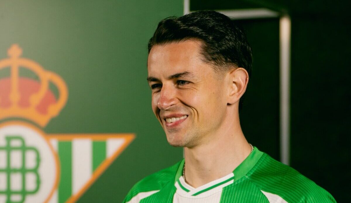 Álvaro Fidalgo sustituye a Lo Celso en las inscripciones del Betis para Europa League