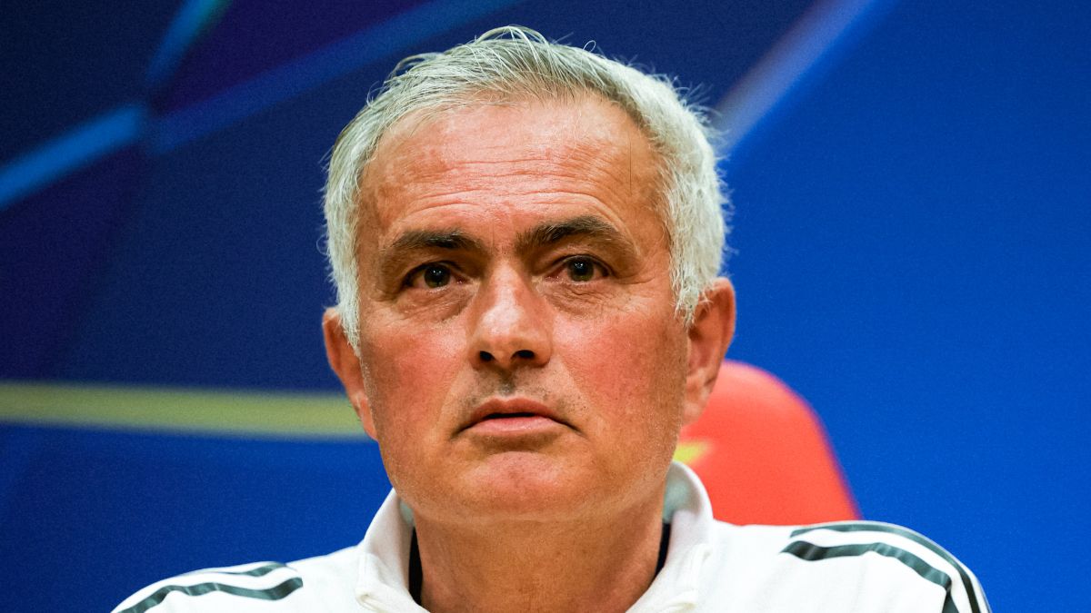 José Mourinho en rueda de prensa en la previa del partido contra el Real Madrid