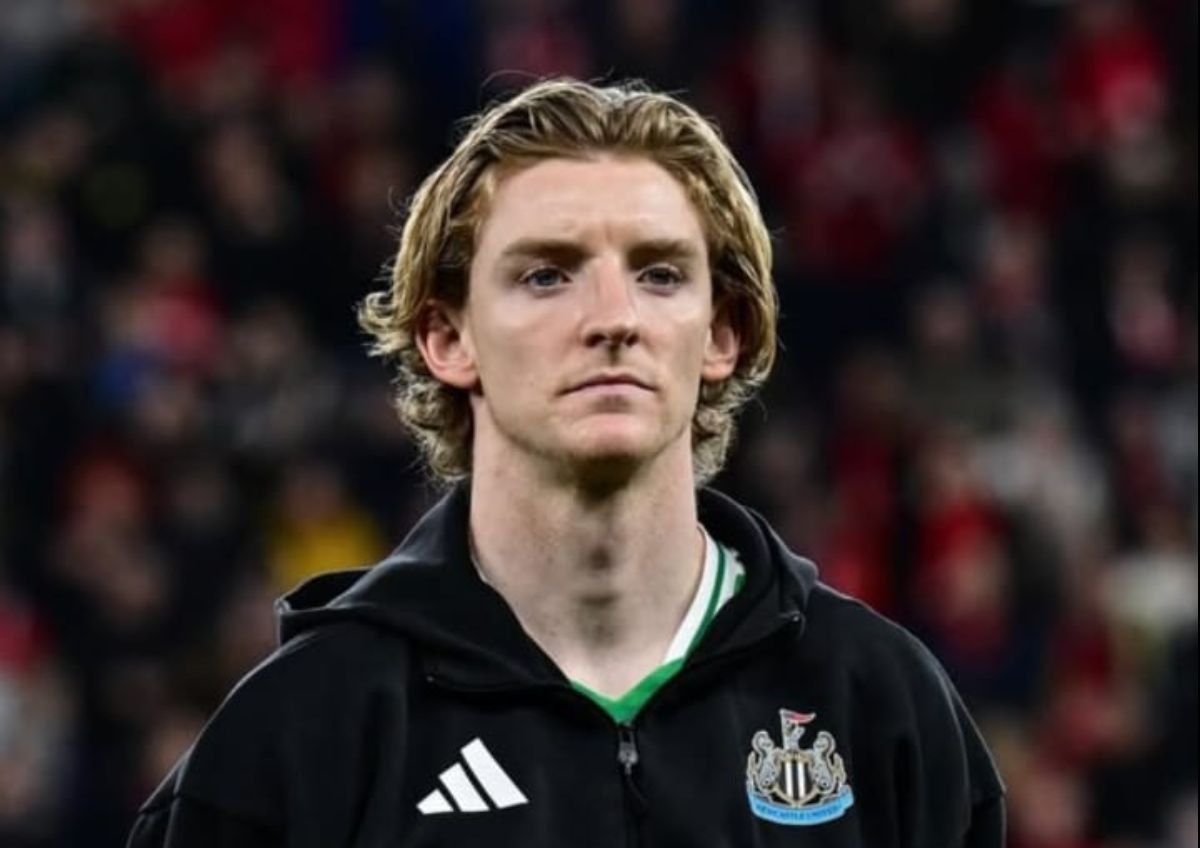 El Manchester United ha mostrado interés por Anthony Gordon