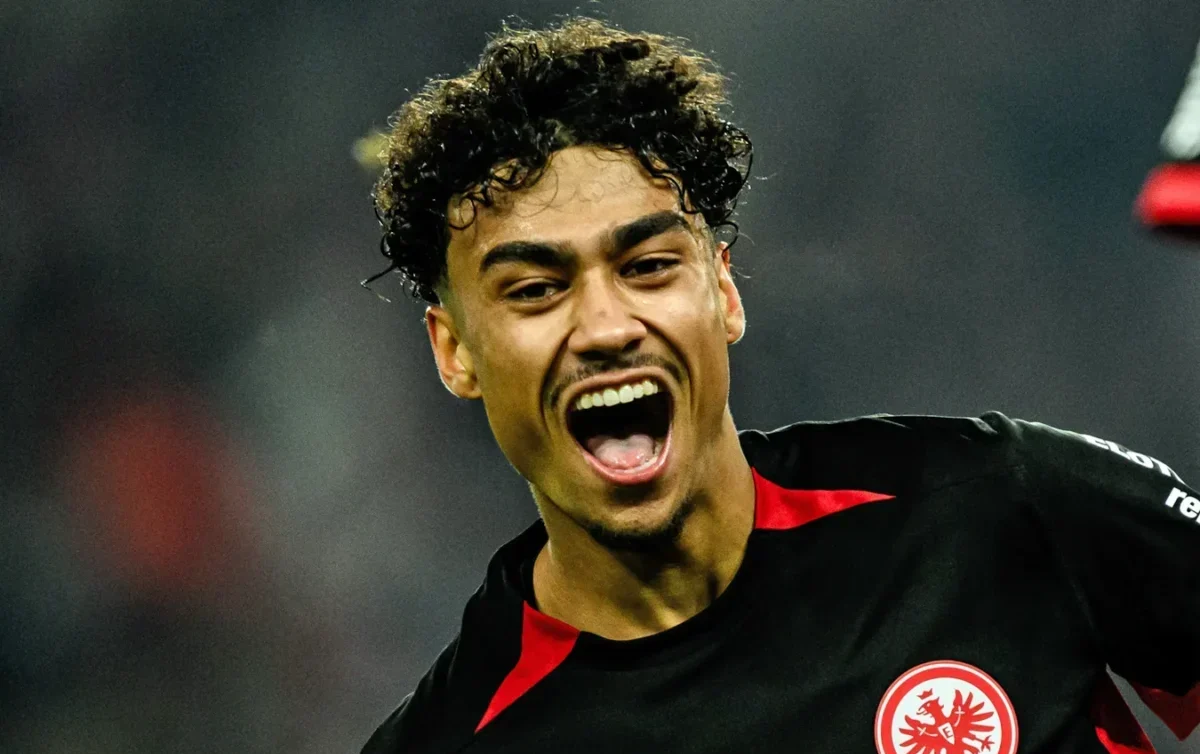 Nathaniel Brown, el lateral que Barça y Manchester City siguen de cerca