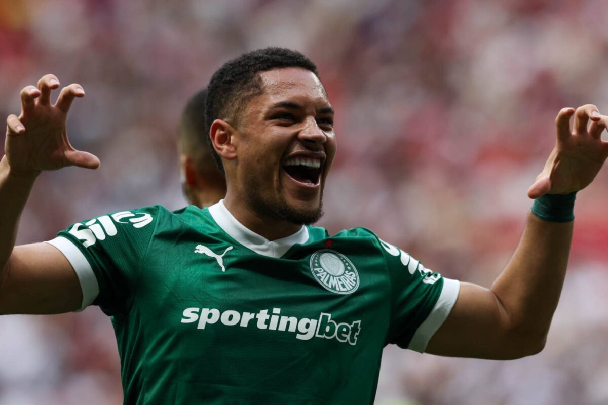 Vitor Roque, cerca de ser una fuente de ingreso para el Barça