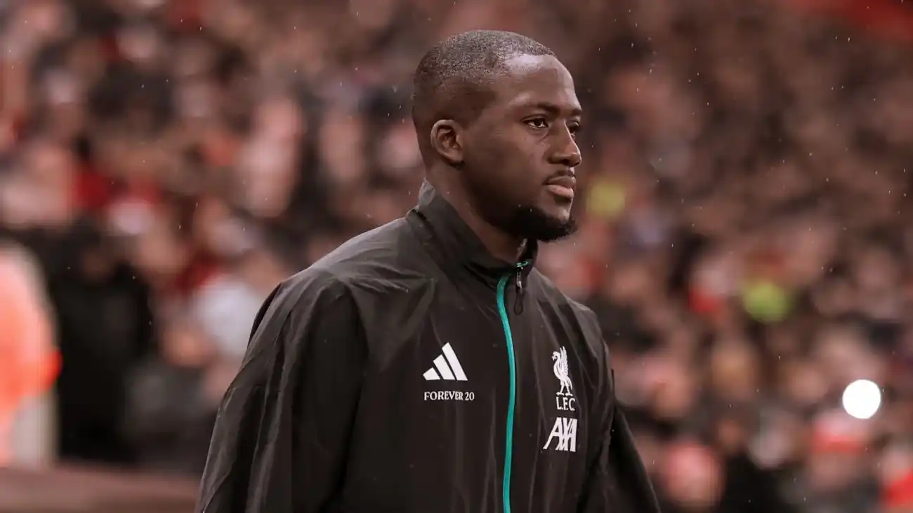 Konaté lejos de renovar con el Liverpool