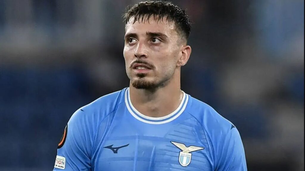Mario Gila, en la órbita del Atlético de Madrid para suplir a Giménez