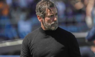 El Alavés evalúa candidatos mientras cierra la salida de Coudet