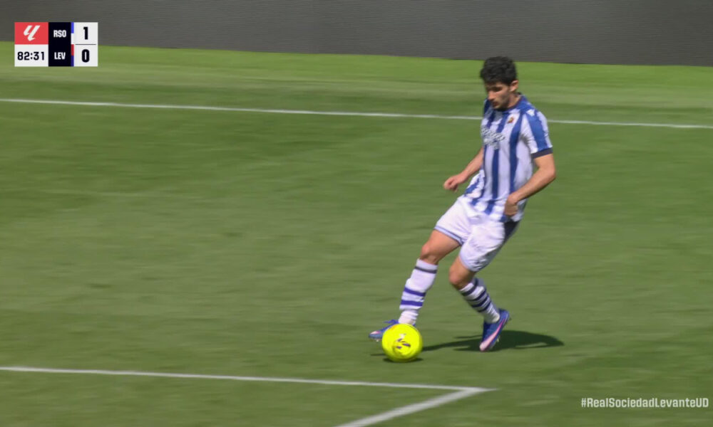 La Real Sociedad abre la puerta a marcharse de Brais Méndez tras cuatro años