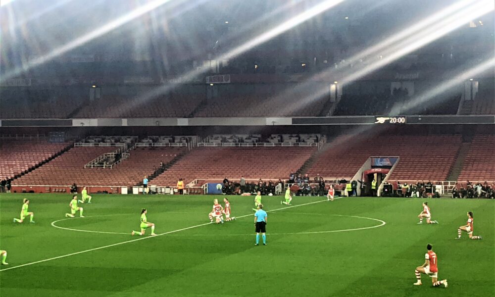 Arsenal inicia un revés al Barça llevándose a una de sus grandes figuras