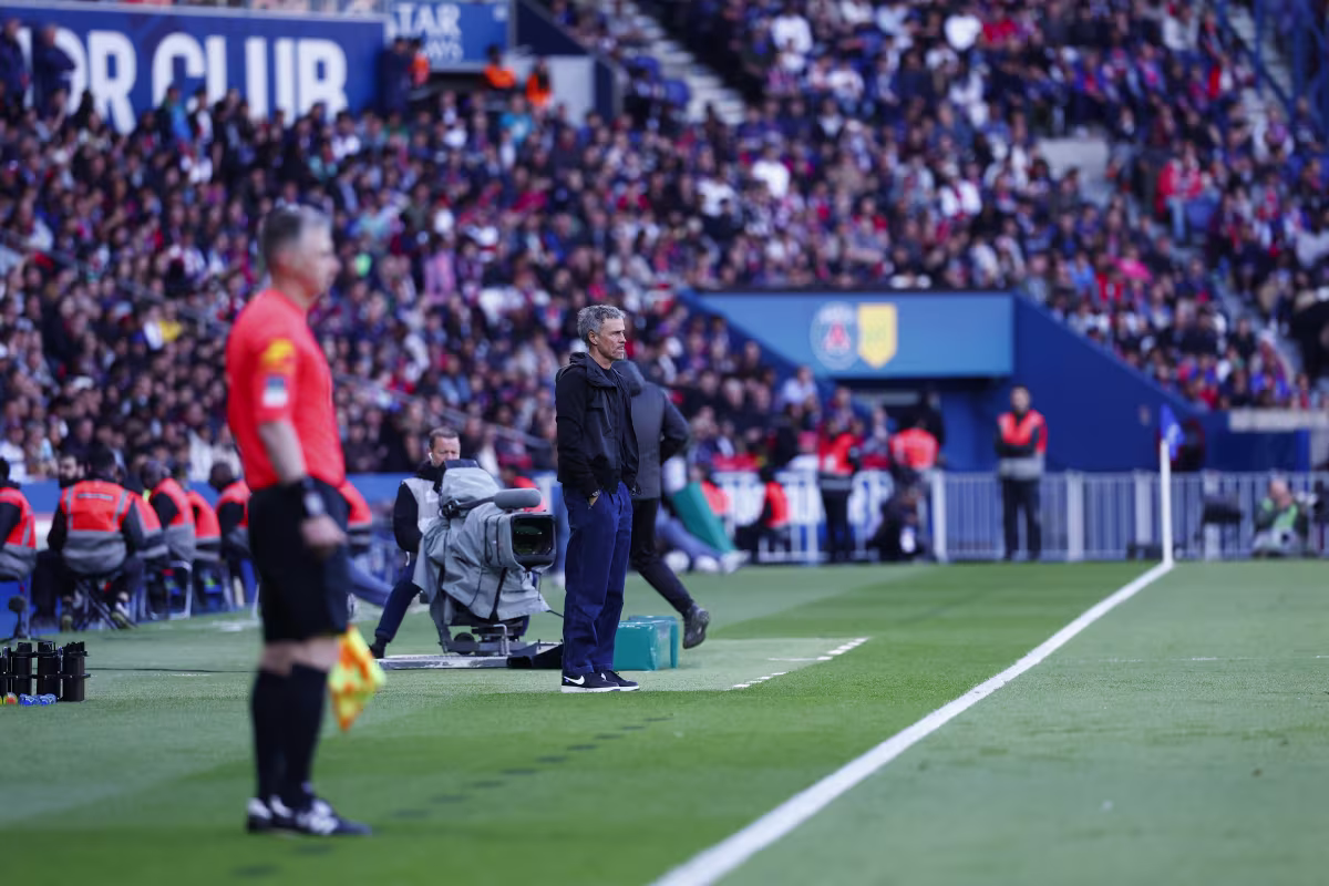 Luis Enrique, durante el PSG-Nantes, 2026