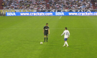 Xabi Alonso durante un partido con España en 2010